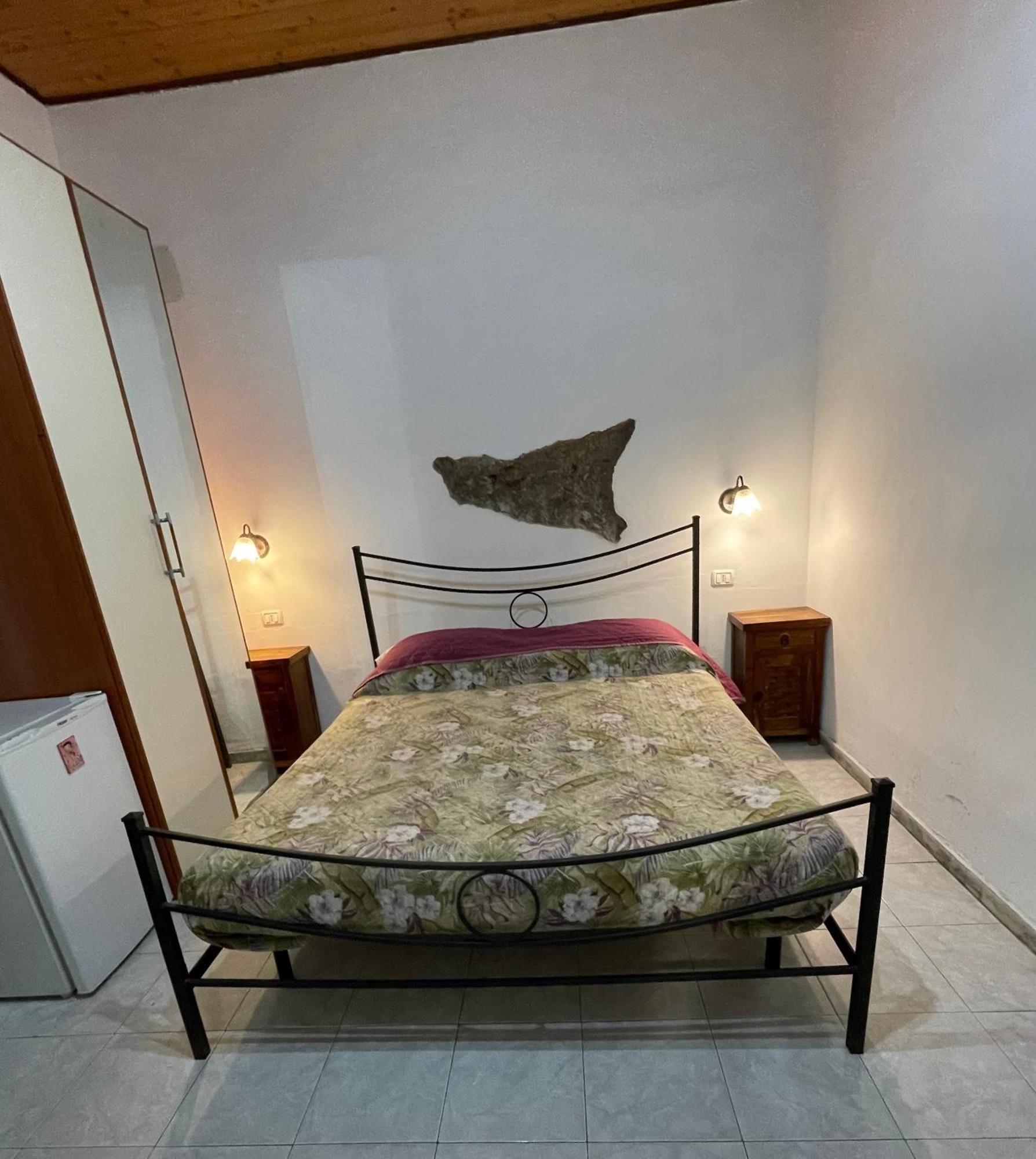 Casa Del Vico Apartment Catania Bagian luar foto
