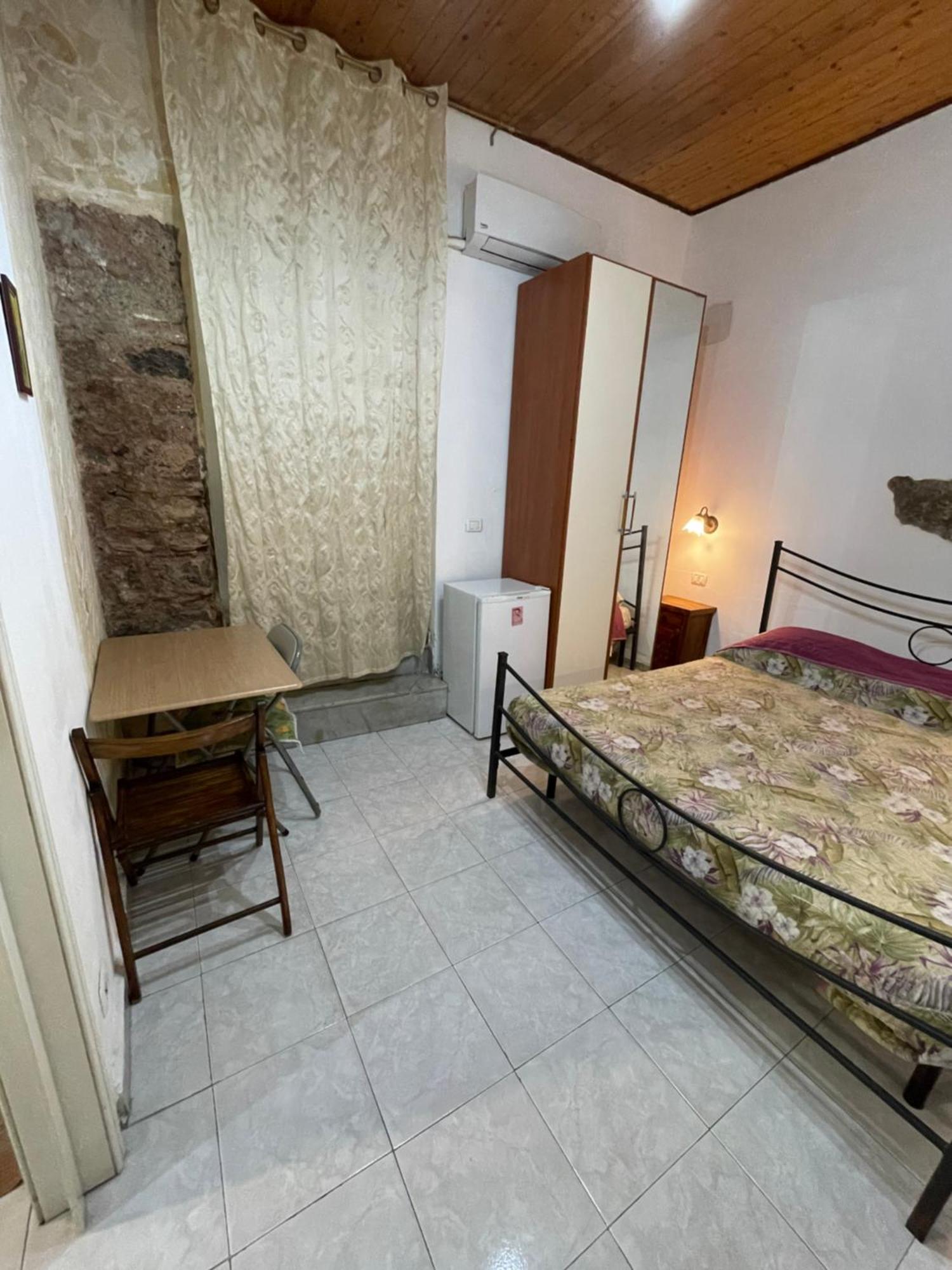 Casa Del Vico Apartment Catania Bagian luar foto